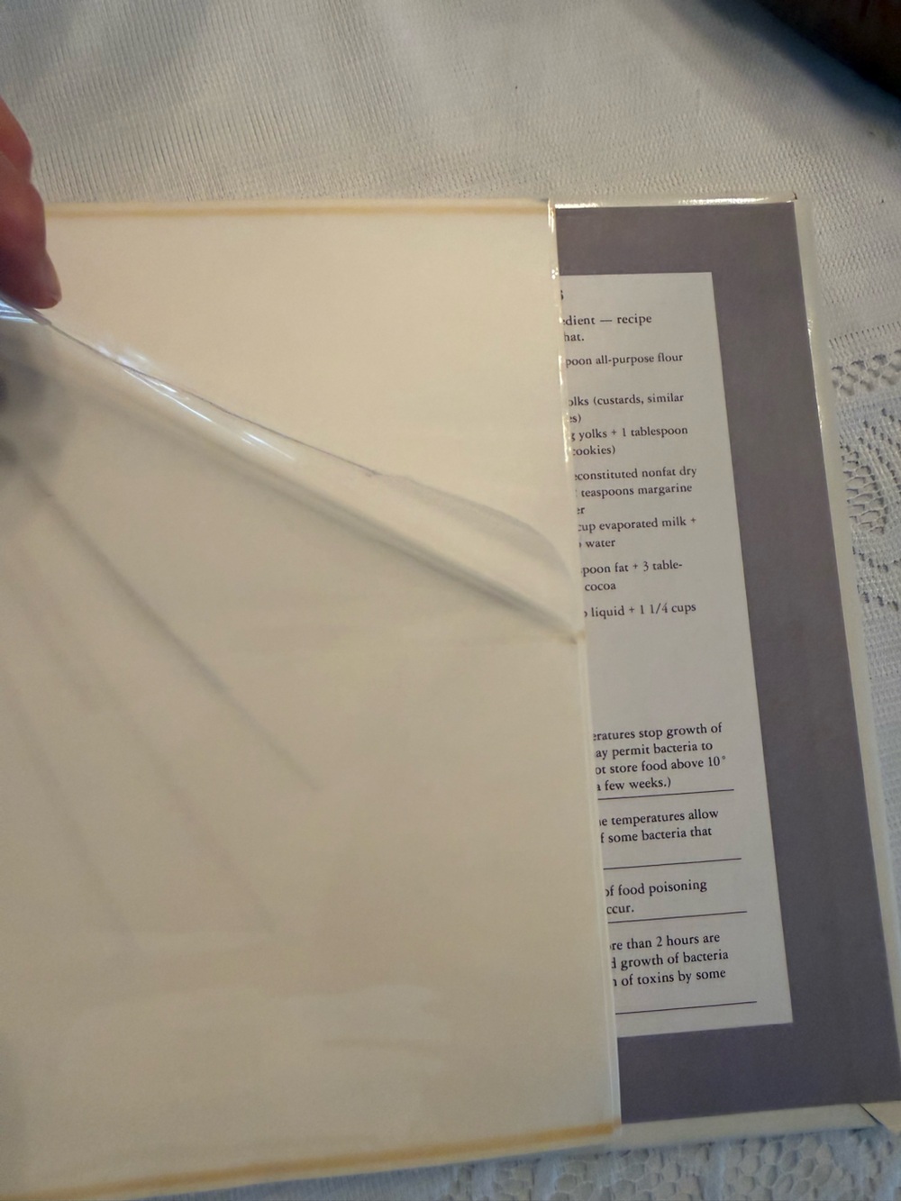 Vintage three ring recipe binder - Picture 6 of 12
